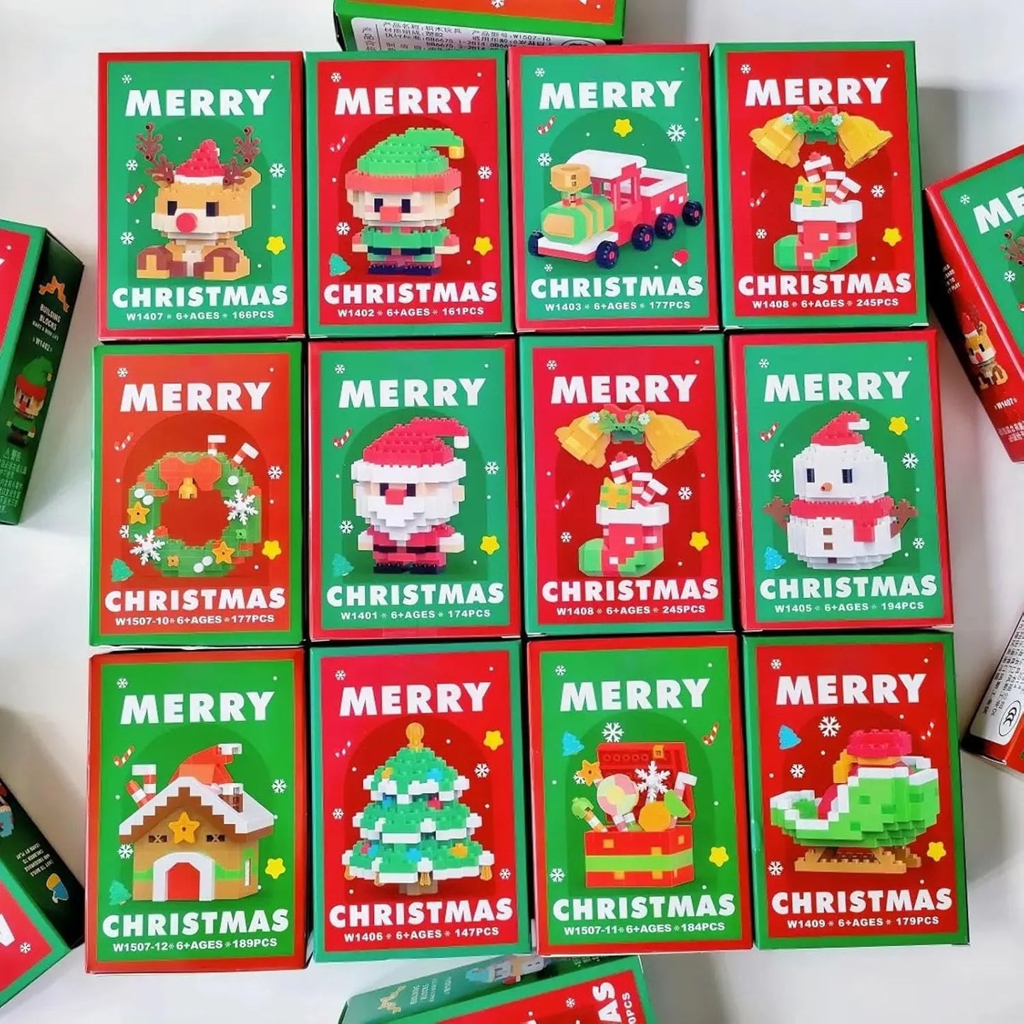 Santa's Building Blocks™ – 12 kreativa julfigurer för familjen. En stor succé förra året, och ännu större i år.